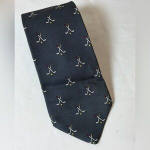 Brooks Brothers Made in USA 100% Silk All Over Print Golf Embridered Motif Tie